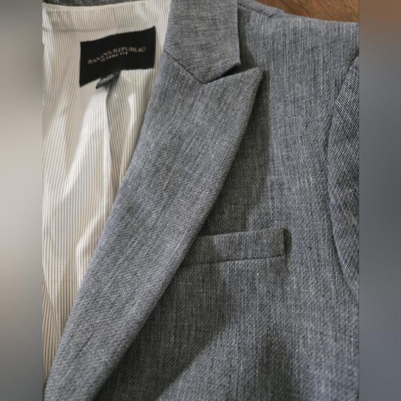 Banana Republic Classic Fit Gray Single Button Blazer Size 0 - Picture 6 of 10